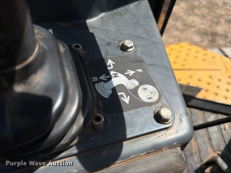 image for item ED5931 2017 John Deere 750K XLT dozer