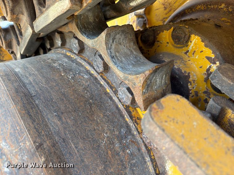 image for item ED5931 2017 John Deere 750K XLT dozer