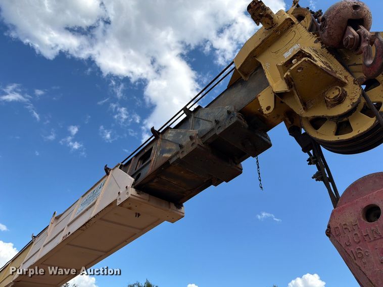 image for item ED5939 1983 Grove RT-740 crane
