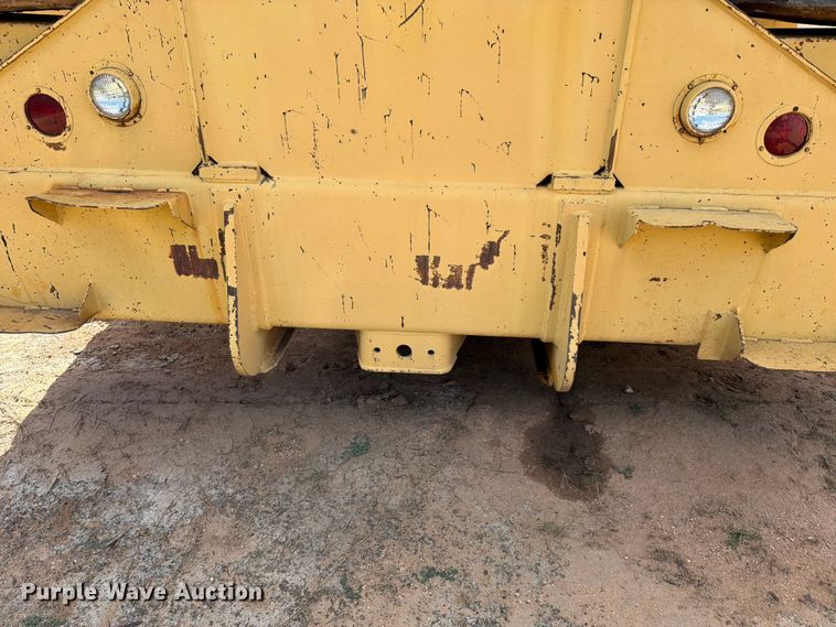 image for item ED5939 1983 Grove RT-740 crane