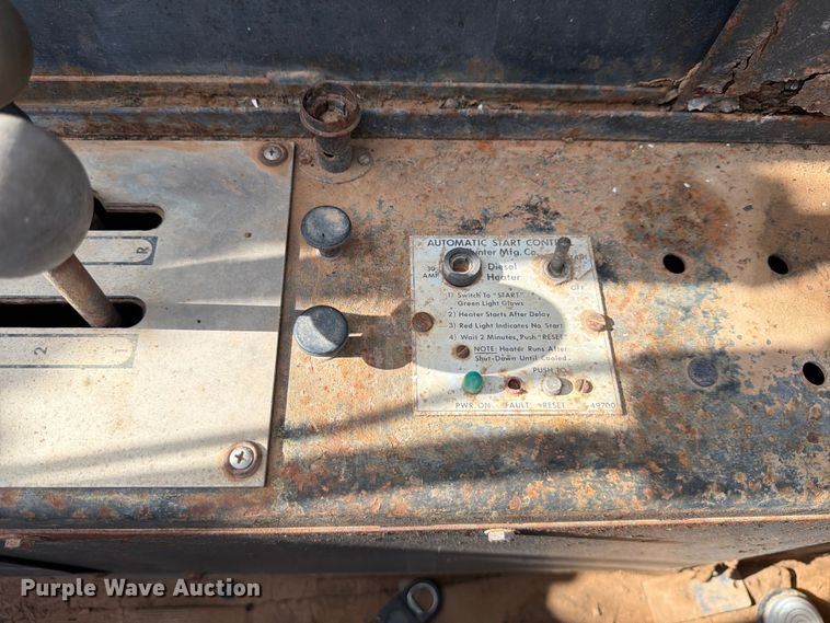 image for item ED5939 1983 Grove RT-740 crane