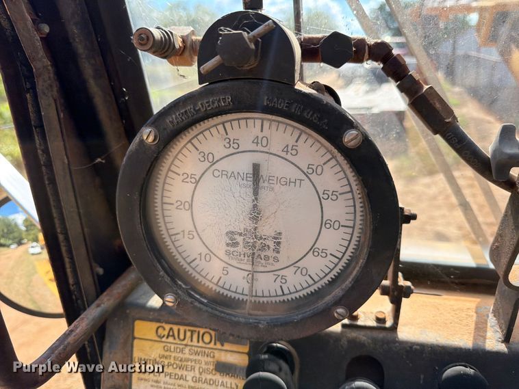 image for item ED5939 1983 Grove RT-740 crane