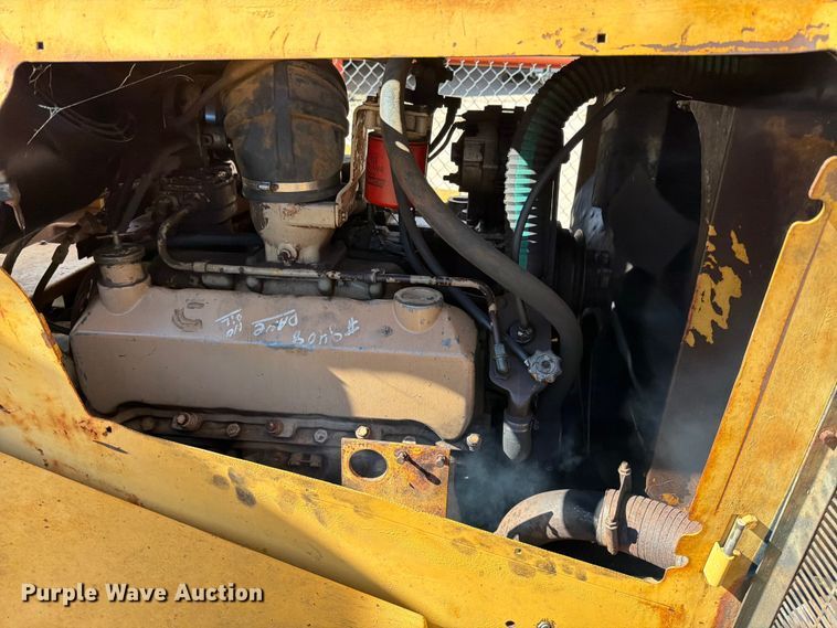 image for item ED5939 1983 Grove RT-740 crane