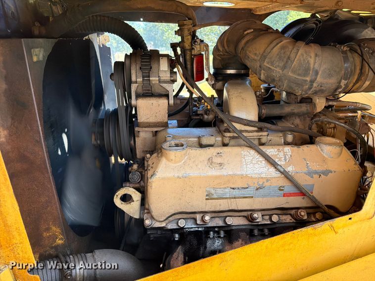 image for item ED5939 1983 Grove RT-740 crane