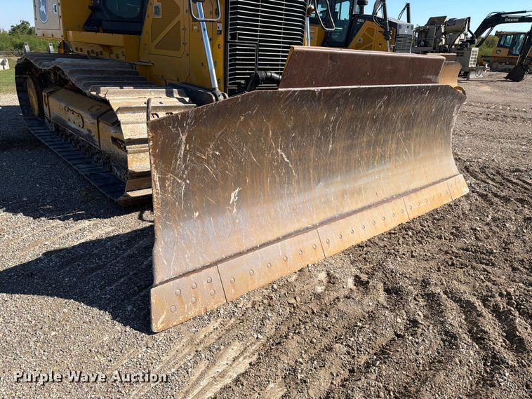image for item ED5970 2022 John Deere 850L WLT dozer