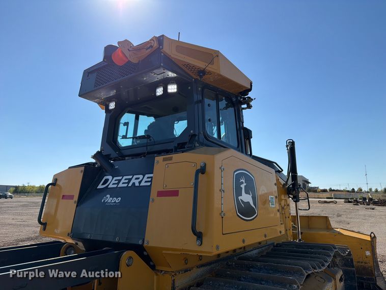 image for item ED5970 2022 John Deere 850L WLT dozer