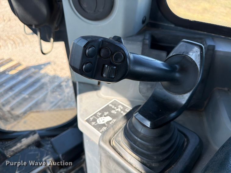 image for item ED5970 2022 John Deere 850L WLT dozer