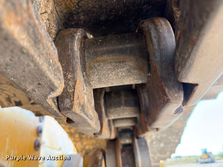 image for item ED5970 2022 John Deere 850L WLT dozer