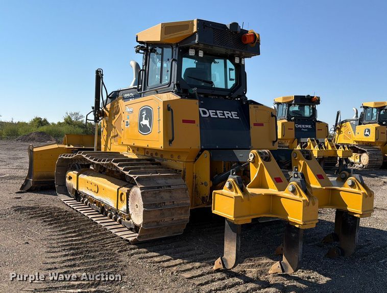 image for item ED5971 2022 John Deere 850L WLT dozer