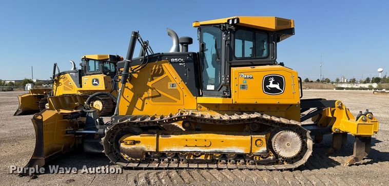 image for item ED5971 2022 John Deere 850L WLT dozer