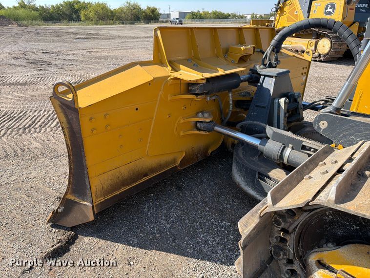 image for item ED5971 2022 John Deere 850L WLT dozer