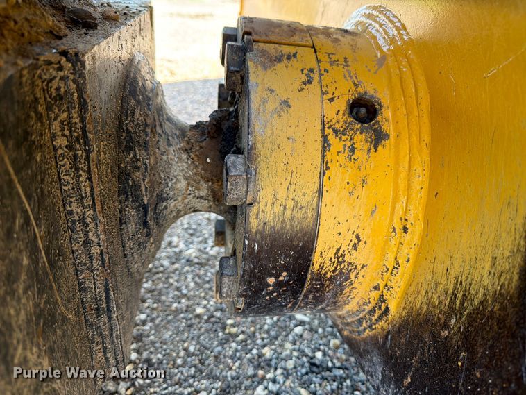 image for item ED5971 2022 John Deere 850L WLT dozer