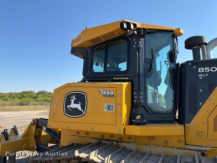 image for item ED5971 2022 John Deere 850L WLT dozer