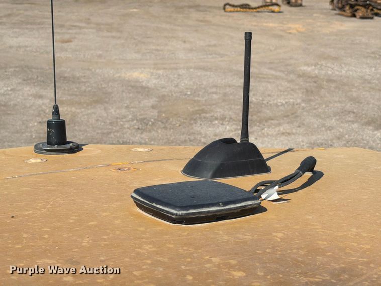 image for item ED5971 2022 John Deere 850L WLT dozer