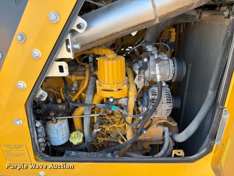 image for item ED5971 2022 John Deere 850L WLT dozer