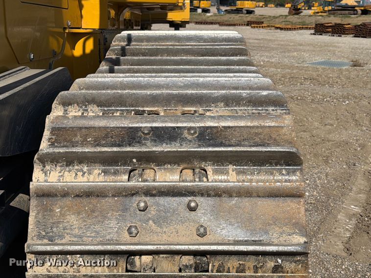 image for item ED5971 2022 John Deere 850L WLT dozer