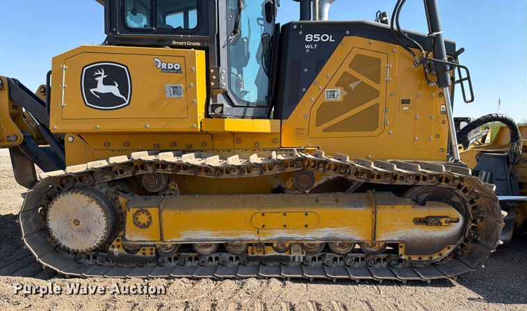 image for item ED5971 2022 John Deere 850L WLT dozer