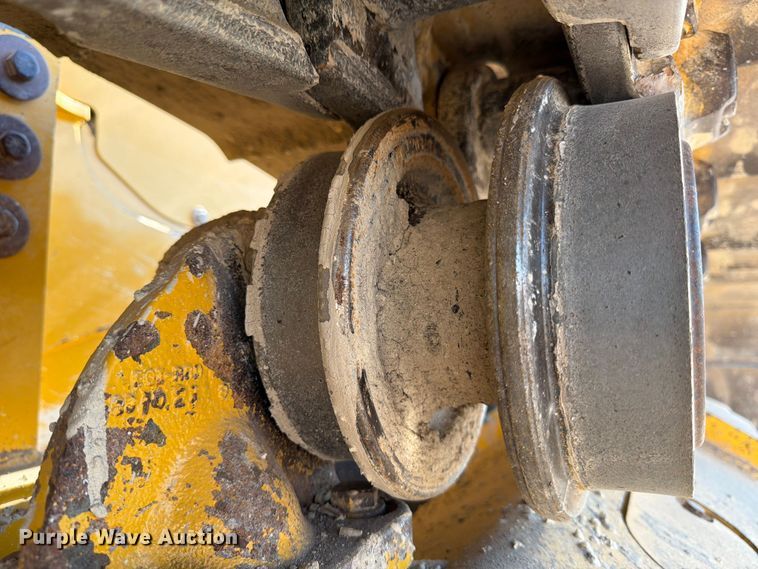 image for item ED5971 2022 John Deere 850L WLT dozer