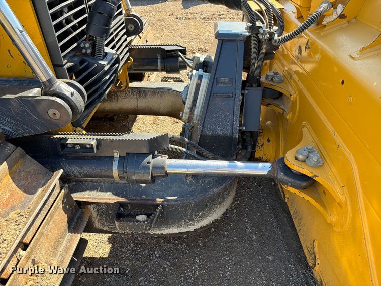 image for item ED5972 2022 John Deere 850L WLT dozer