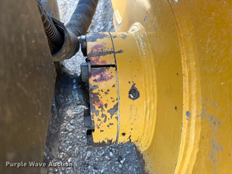 image for item ED5972 2022 John Deere 850L WLT dozer