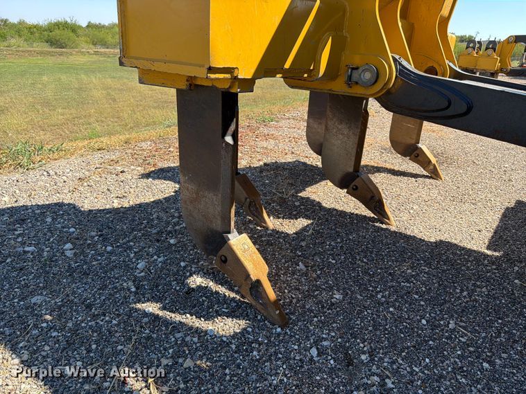 image for item ED5972 2022 John Deere 850L WLT dozer