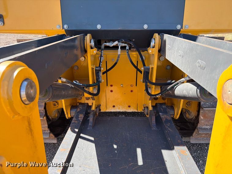 image for item ED5972 2022 John Deere 850L WLT dozer