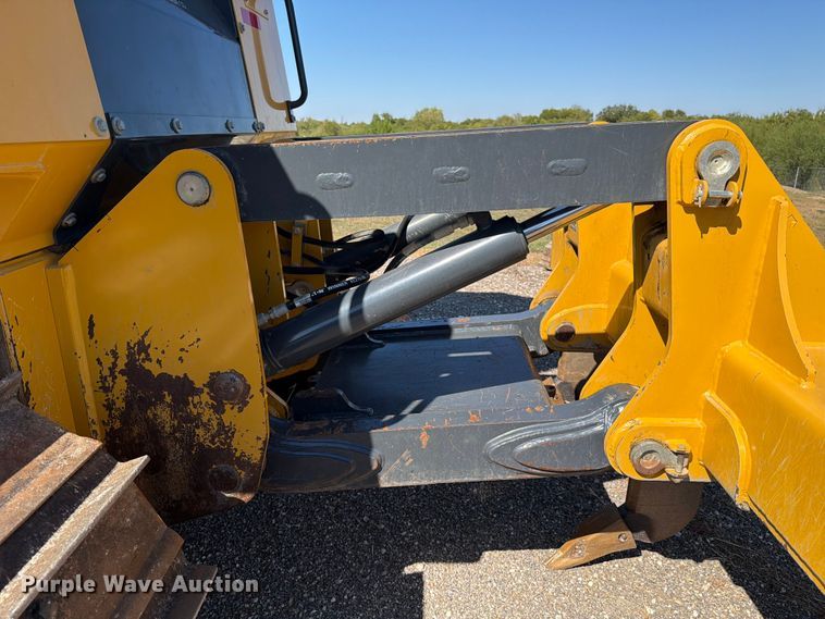 image for item ED5972 2022 John Deere 850L WLT dozer