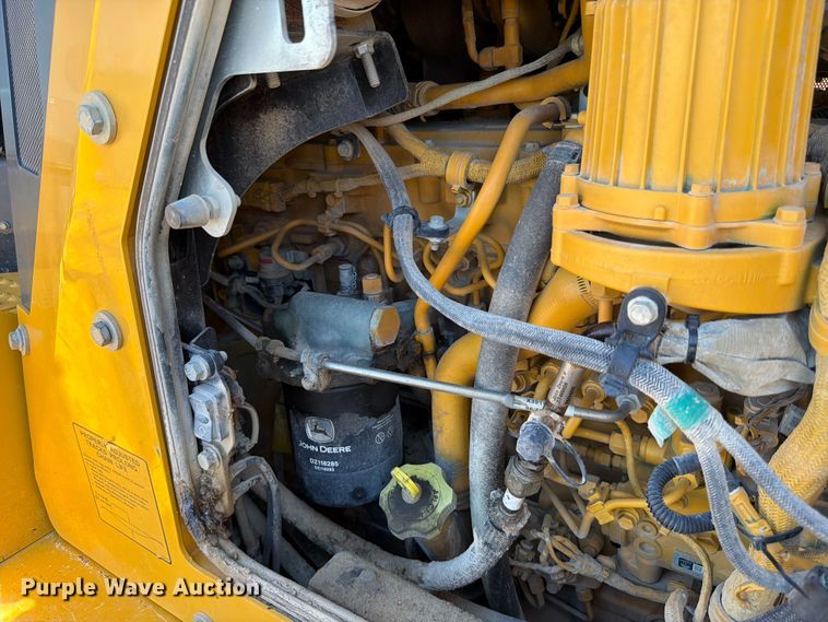 image for item ED5972 2022 John Deere 850L WLT dozer