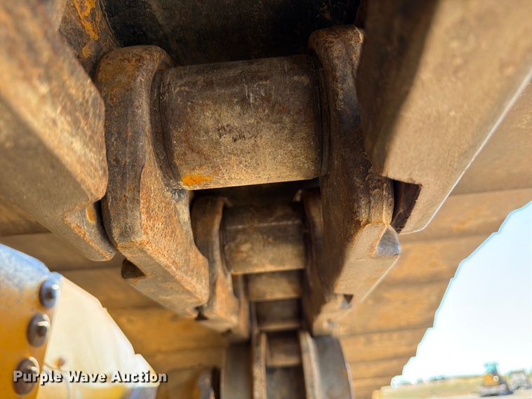 image for item ED5972 2022 John Deere 850L WLT dozer