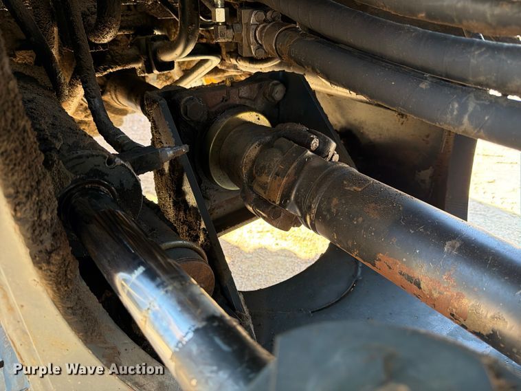 image for item ED5982 2004 Komatsu WA400-5L wheel loader