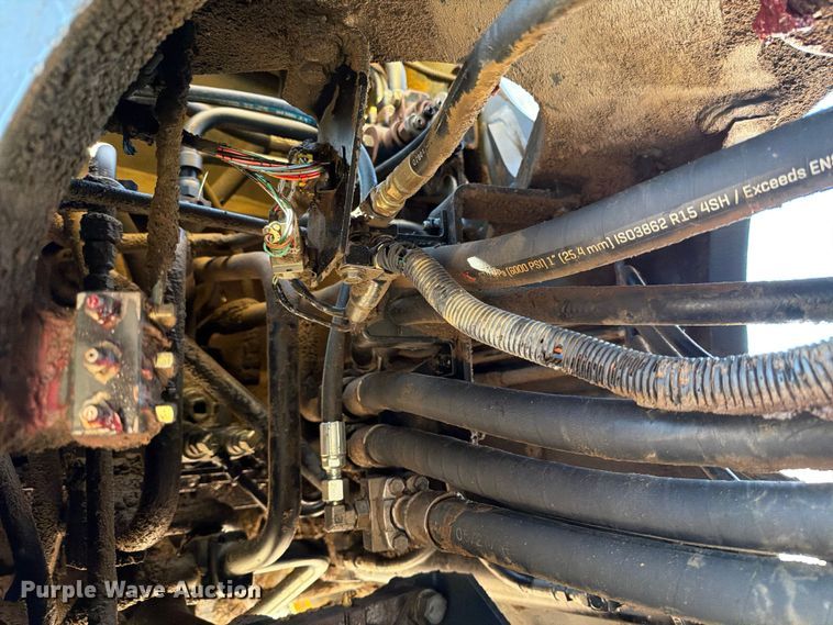 image for item ED5982 2004 Komatsu WA400-5L wheel loader