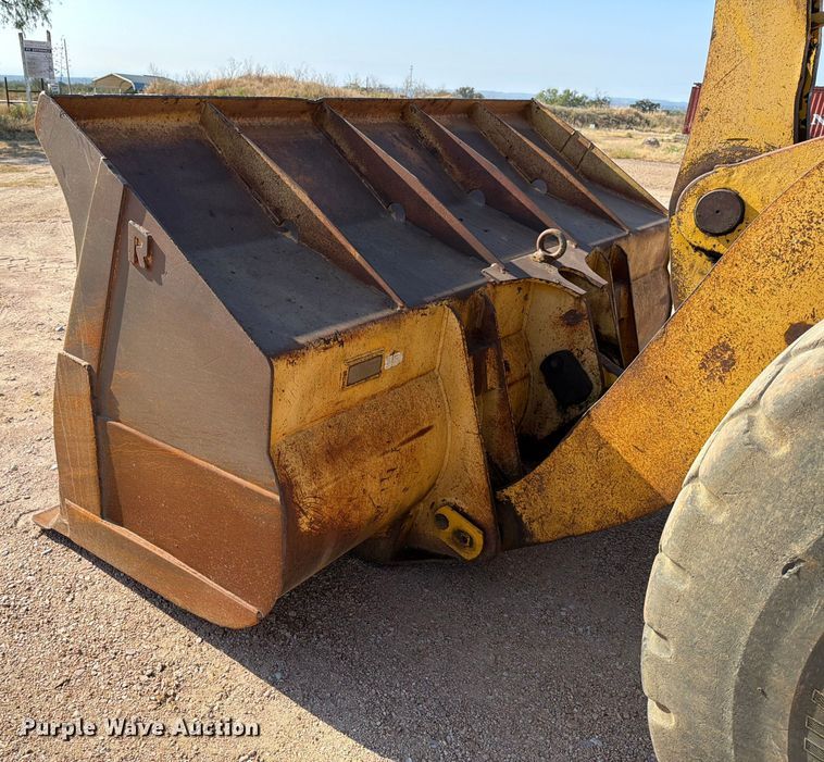 image for item ED5982 2004 Komatsu WA400-5L wheel loader