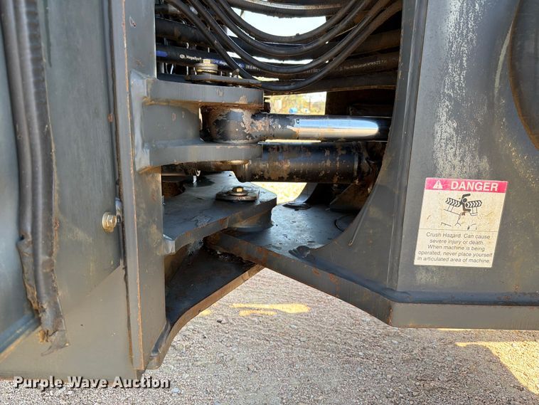 image for item ED5982 2004 Komatsu WA400-5L wheel loader