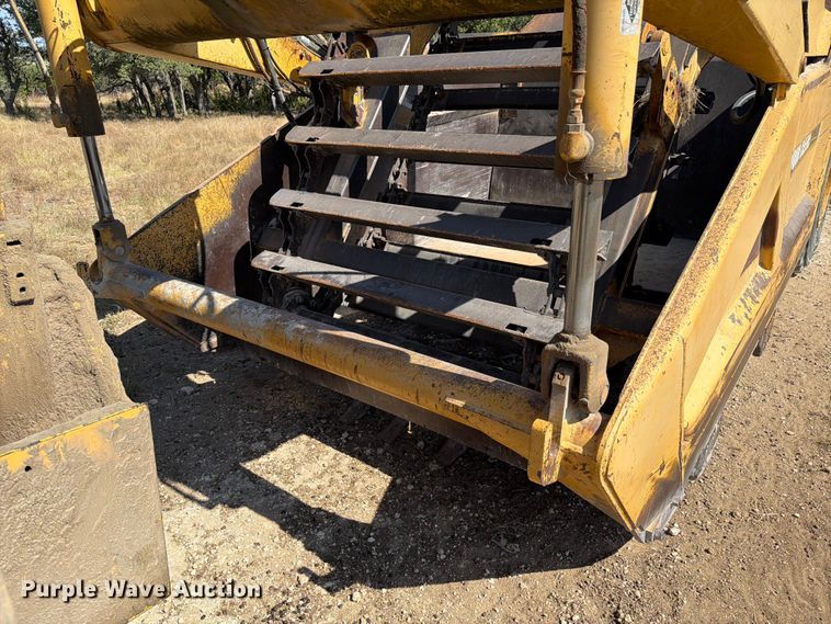 image for item ED5983 1995 John Deere 762B elevating scraper