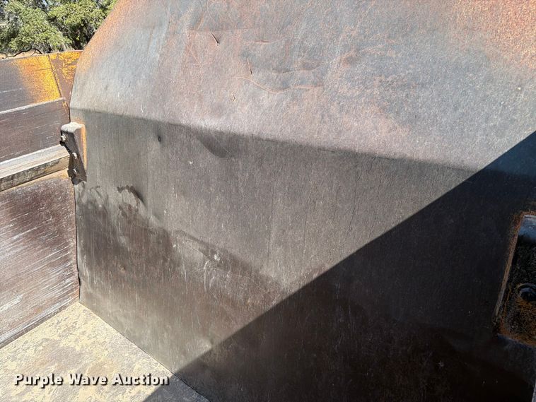 image for item ED5983 1995 John Deere 762B elevating scraper