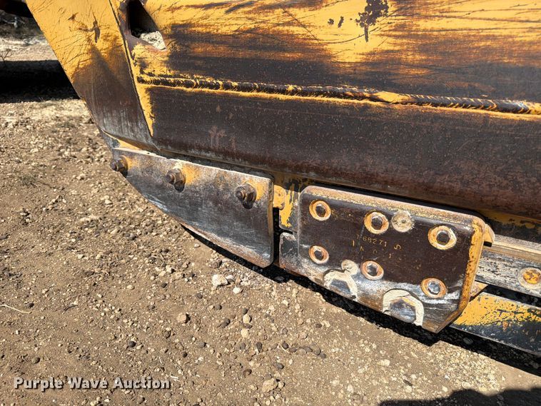 image for item ED5983 1995 John Deere 762B elevating scraper