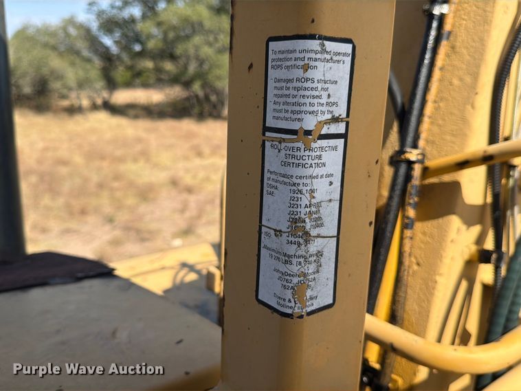 image for item ED5983 1995 John Deere 762B elevating scraper