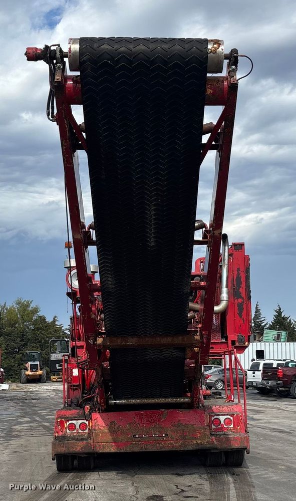 image for item EE3946 The Beast 4680 horizontal grinder