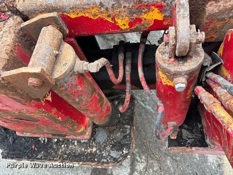 image for item EE3946 The Beast 4680 horizontal grinder