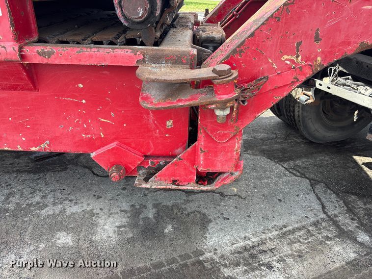 image for item EE3946 The Beast 4680 horizontal grinder