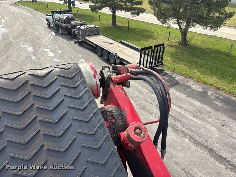 image for item EE3946 The Beast 4680 horizontal grinder