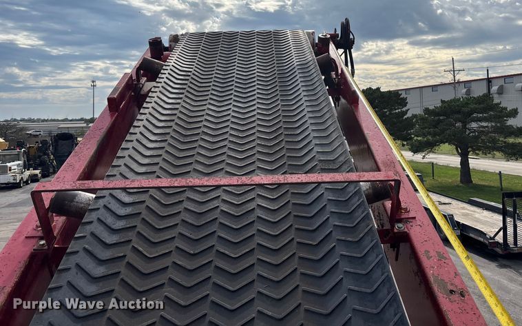 image for item EE3946 The Beast 4680 horizontal grinder