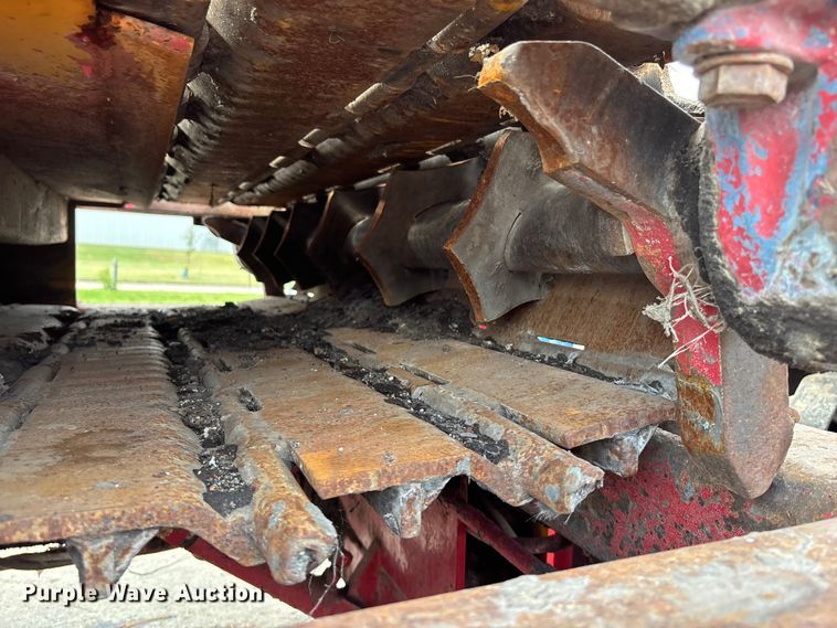 image for item EE3946 The Beast 4680 horizontal grinder