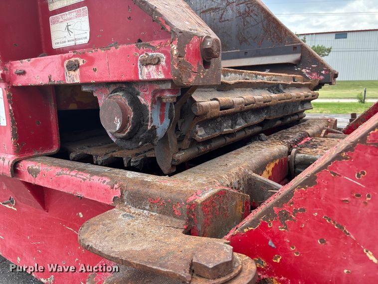 image for item EE3946 The Beast 4680 horizontal grinder