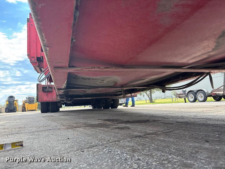 image for item EE3946 The Beast 4680 horizontal grinder