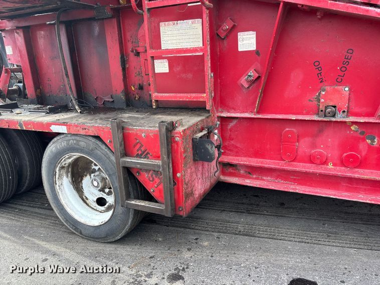 image for item EE3946 The Beast 4680 horizontal grinder