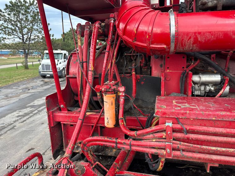 image for item EE3946 The Beast 4680 horizontal grinder