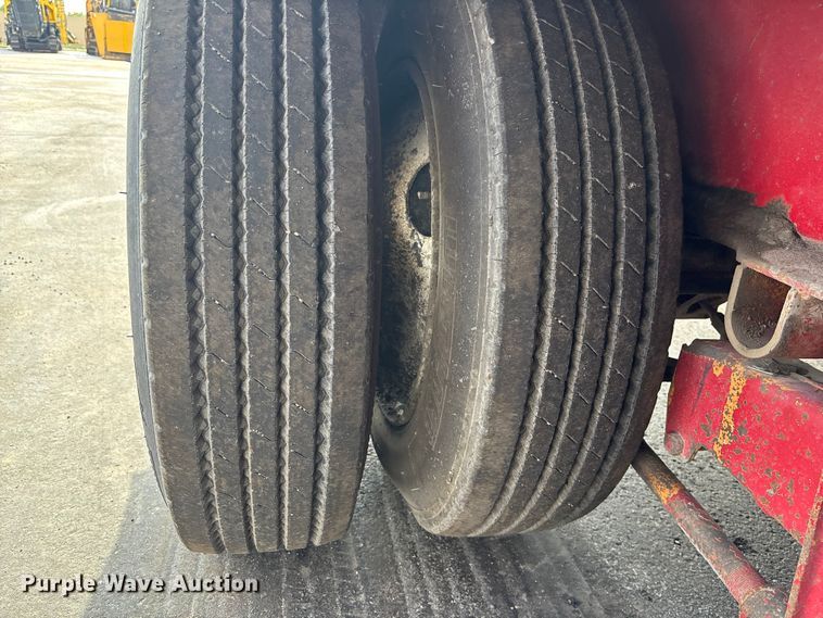 image for item EE3946 The Beast 4680 horizontal grinder