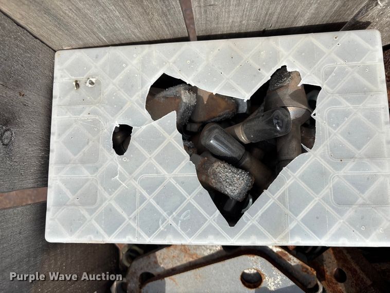 image for item EE3946 The Beast 4680 horizontal grinder