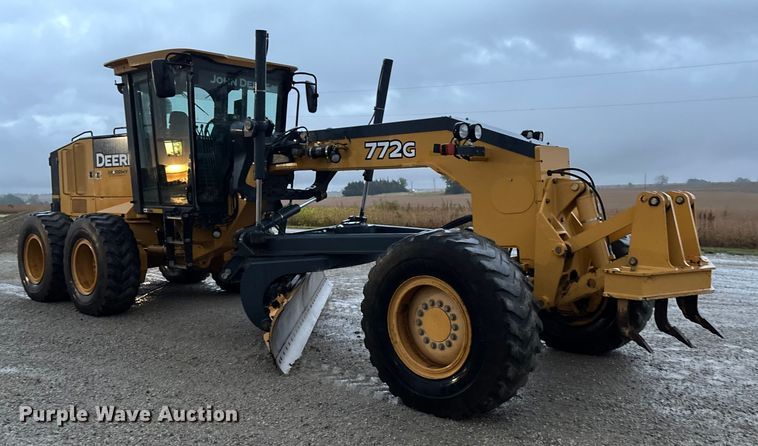 MOTOCONFORMADORA JOHN DEERE 772G 2010